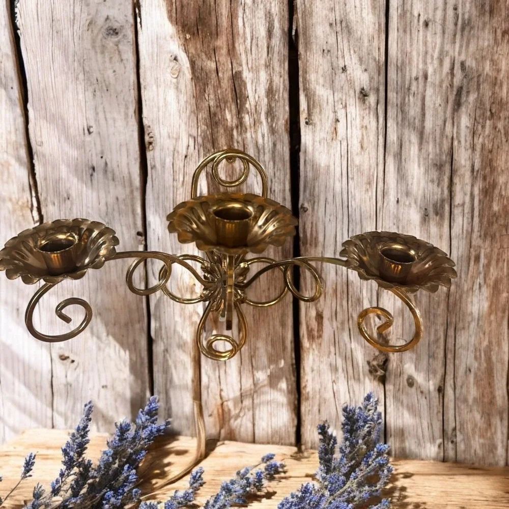 VTG Heavy Brass Color Triple Arm Wall Sconce Holder Colonial Williamsburg style